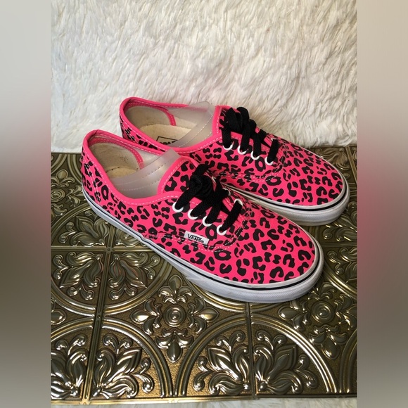 Vans Pink and Black Leopard Sneakers size 3 - Picture 4 of 16